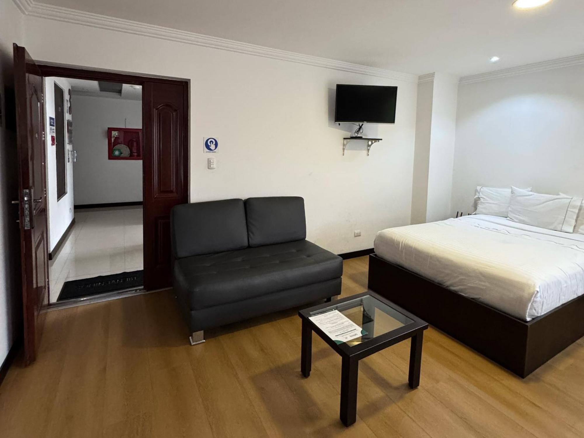Gaviota Apartments & Suites Cuenca Exterior foto